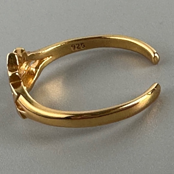 14k Gold Vermeil Lotus Toe Ring - Picture 4 of 10